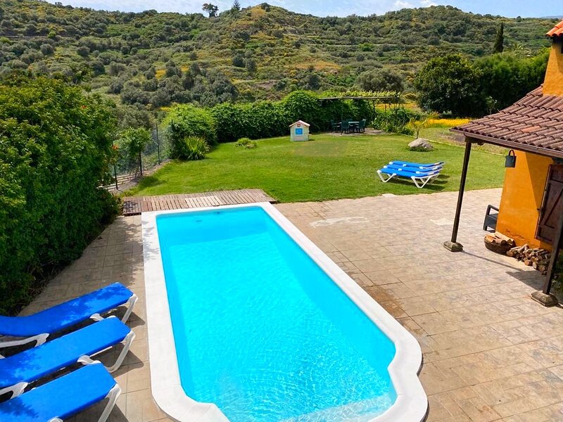 Casa Rural Con Piscina En Parcela