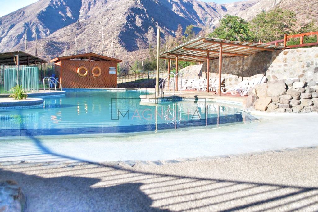 El Refugio, Complejo Turístico