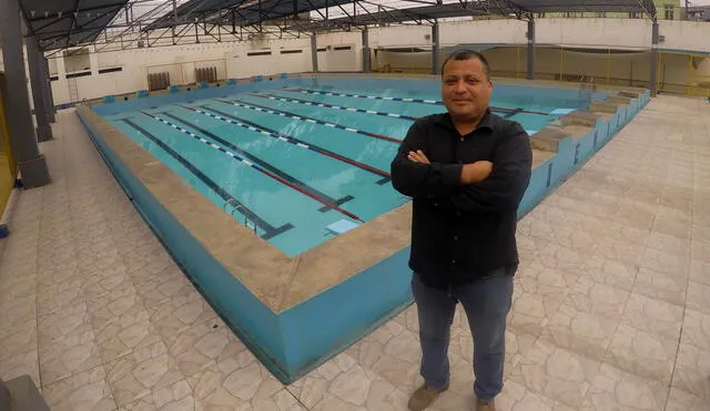 Piscina Municipal Miraflores