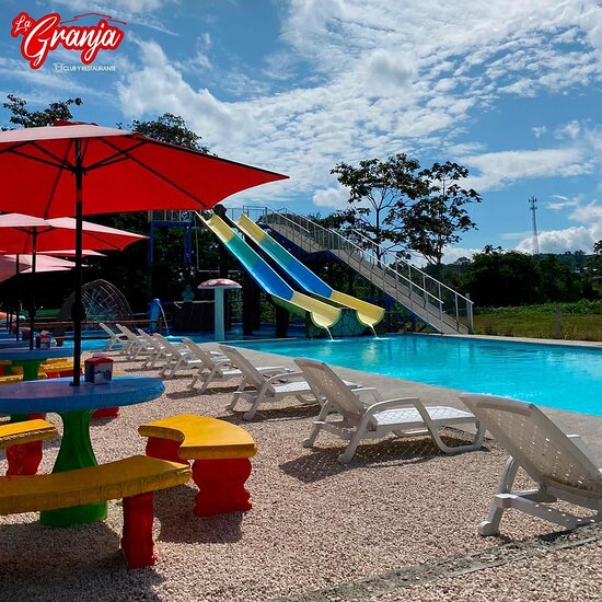 Piscinas “La Granja”
