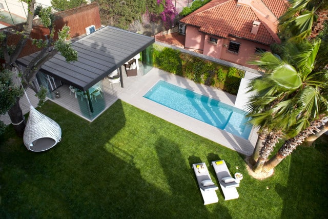 Piscinas Y Jardines
